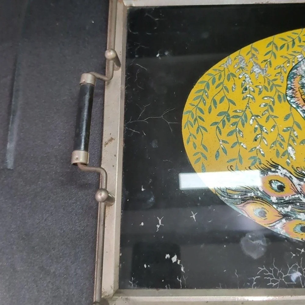Peacock Serving Tray with Gold Foil Backing, Vintage Reverse Painted Carrier - Picture 6 of 10